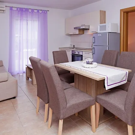 Mistral Apartman